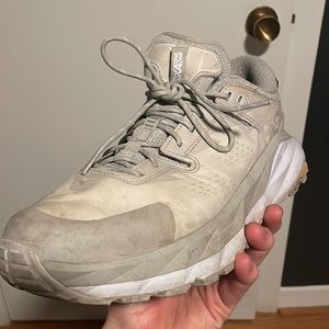 Hoka Kaha Low GORE-TEX